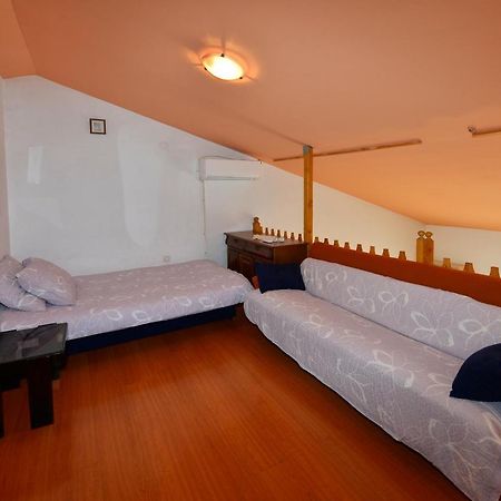Apartments Ella โปเรช ภายนอก รูปภาพ